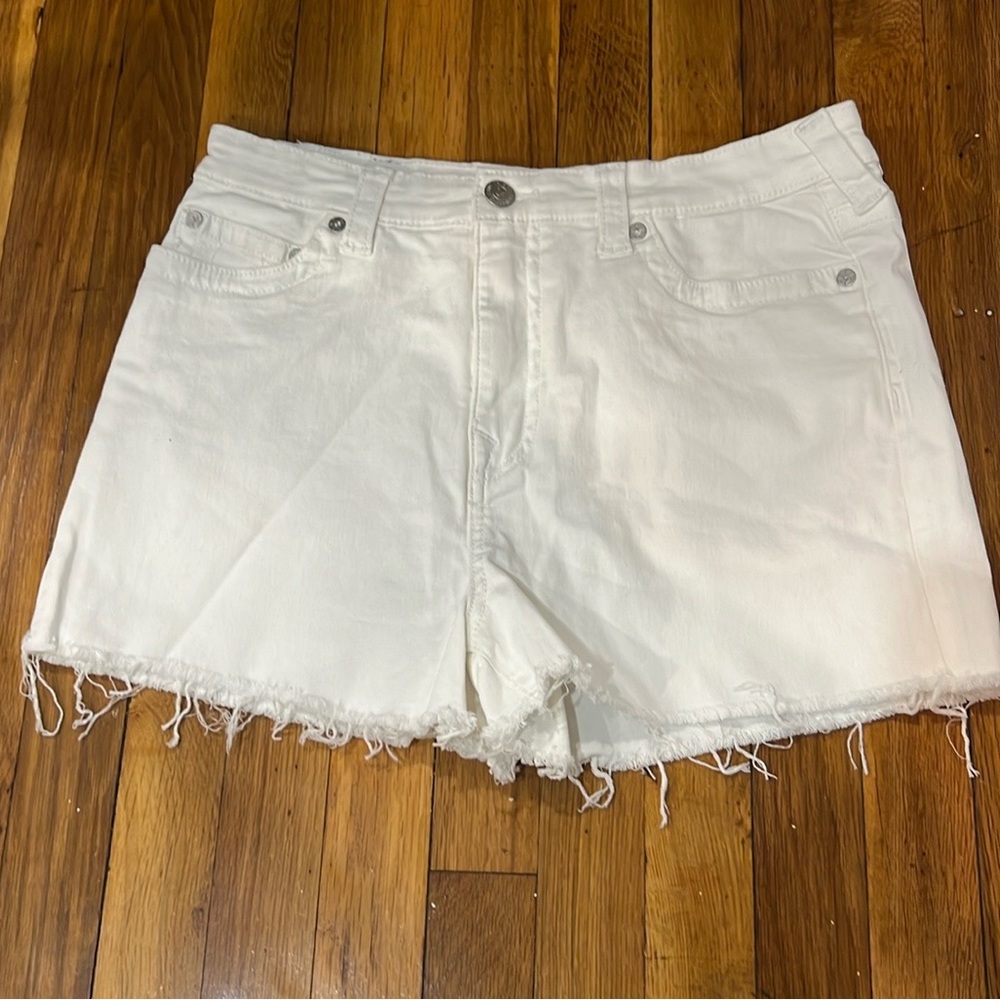 True Religion White Maisie High Rise Short Size 33